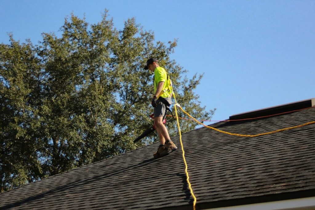 What is the Best Time of Year for Roof Replacement in Louisiana - Peak Roofing & Exteriors